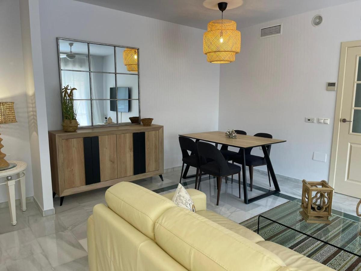 דירות Marbella Playa Residencial Con Piscina מראה חיצוני תמונה
