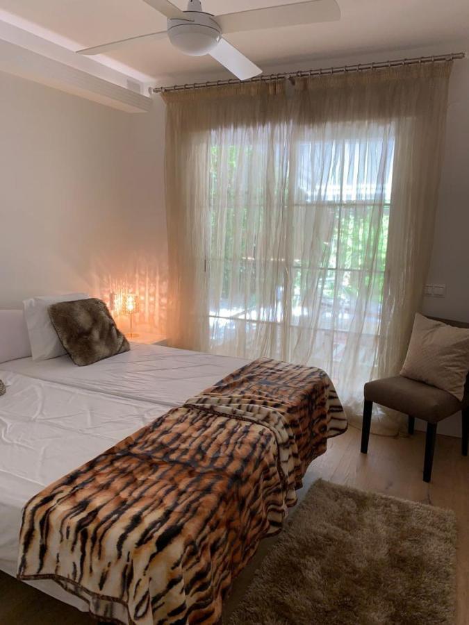 דירות Marbella Playa Residencial Con Piscina מראה חיצוני תמונה