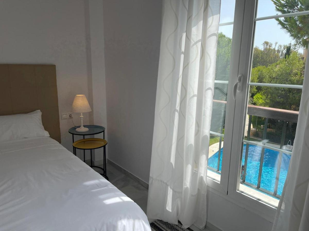 דירות Marbella Playa Residencial Con Piscina מראה חיצוני תמונה