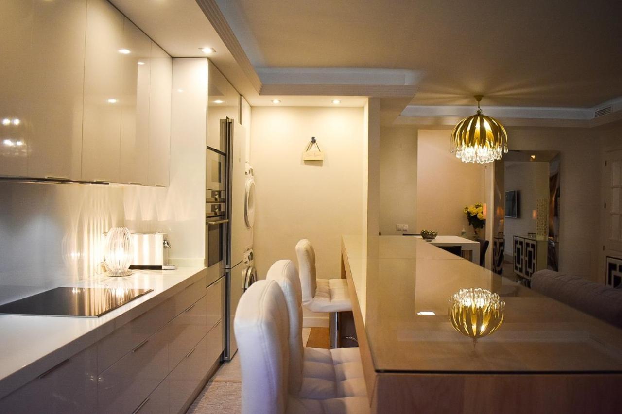 דירות Marbella Playa Residencial Con Piscina מראה חיצוני תמונה