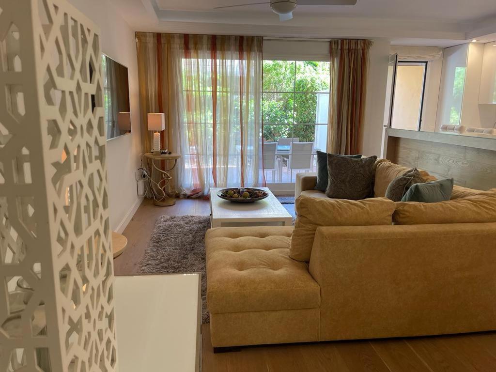 דירות Marbella Playa Residencial Con Piscina מראה חיצוני תמונה