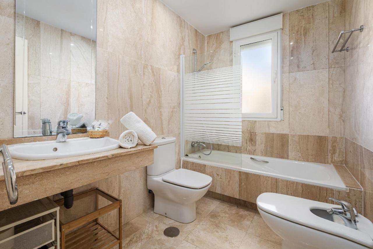 דירות Marbella Playa Residencial Con Piscina מראה חיצוני תמונה