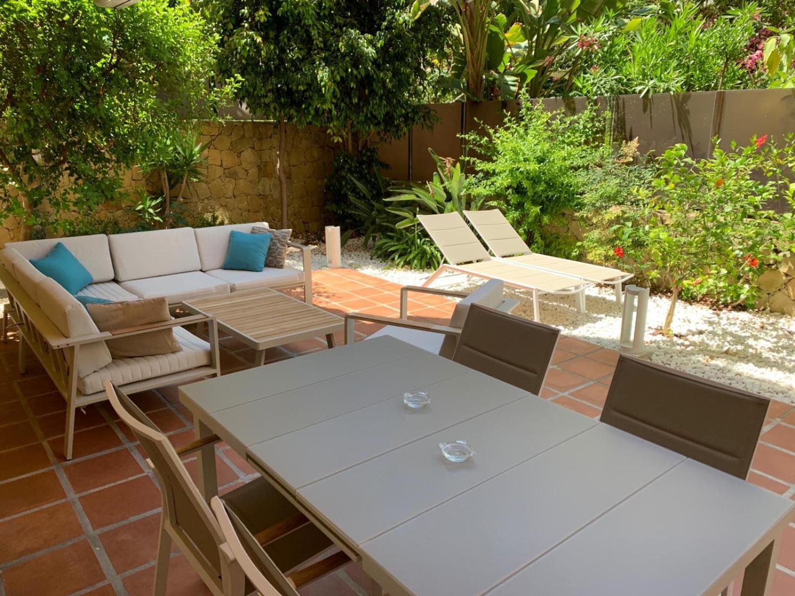דירות Marbella Playa Residencial Con Piscina מראה חיצוני תמונה